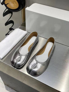 Silver French Style Flat Bottom Pig Hoof Split Toe Shoes Womens 2025 New Horse Hoof Shoe Bean Shell Shoe Leather Version