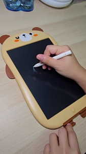 OSSDE Kids 12 inch LCD Drawing Tablet [Rainbow Screen] Cartoon Writing Board Electronic Sketchpad