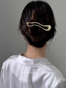 Elegant Metal Duckbill Hair Clip & Women's Shark Clamp Hairdo Accessories: Fresh 2024 New Style Alloy Hairpins