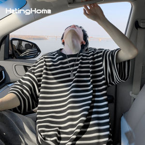 HetingHOME | เสื้อยืดคู่รักแขนสั้นลายทางหลวมๆ ทรงอเมริกันสำหรับผู้ชาย Hetinghome เสื้อยืดคู่รักสไตล์ฤดูร้อนที่เขียนด้วยมือ