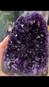 这色彩看了很疗愈🔮 边部还有抛光✨ high quality #Esp #RawAmethyst #帝皇紫原矿