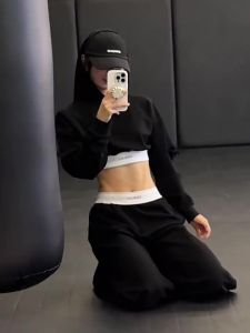 Everlast | Áo Hoodie Đào Tạo Cao Waist Ngắn Thu