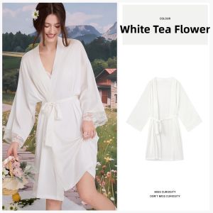 Miss Curiosity | French Elegant Stylish Robe