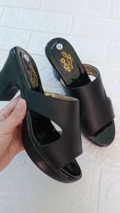 Dép nữ cao gót mẫu quai bản khoét gót vuông 7 phân bền đẹp Thời Trang Trung Niên KH 09