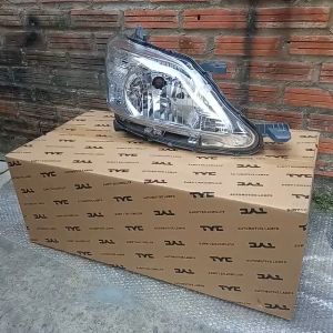 Đèn pha Toyota Innova 2012 2013 2014 2015. Đèn lái trước Innova 2012 - 2015