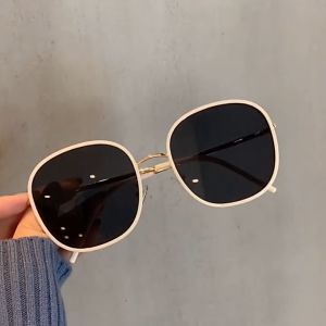 [COD] Kacamata Hitam Frame Kotak Oversize Kacamata Premium Anti UV bulat telur Lensa Besar