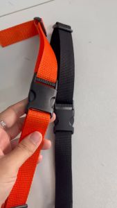 Dây đeo ba lô chống trượt có khóa gài tiện lợi có thể điều chỉnh độ dài tạo sự an toàn thoải mái