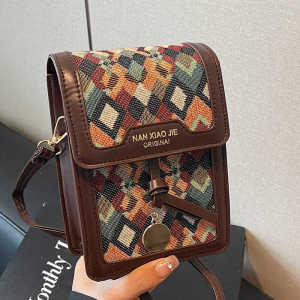 Fashionable Retro Womens Shoulder Bag Versatile Crossbody Phone Bag Casual Style PU Leather Soft Surface Medium Size