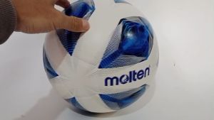 Bola Sepak Dewasa Kuat & Kualitas Premium