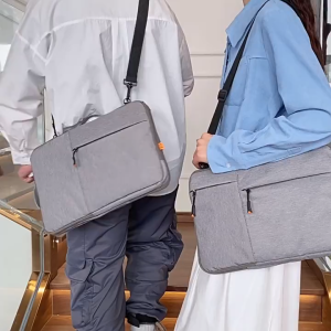 Alpha Slim Sleeve กระเป๋าใส่แล็ปท็อป ซองใส่โน๊ตบุ๊ค ผ้ากันน้ำ ซิป YKK