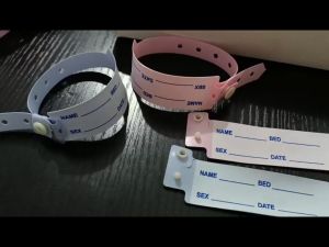 สายรัดข้อมือกันน้ํา กล่องละ 100 ชิ้น ป้ายชื่อ ป้ายชื่อผู้ป่วย แบบสายรัดข้อมือ สามารถใช้ได้ทั้งเด็กและผู้ใหญ่