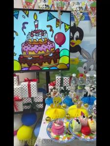 Warner Bros | Warner Bros Looney Tunes Themed Paper Plates Cups Straws Cupcake Tableware Set Birthday Festival Decoration Party Arrangements