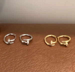 Titanium steel electroplated with gold and silver ear studs that never fade. 2025 new style womens earrings ear loops