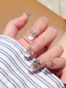 Lilynail Handmade Nail Stickers Medium Length False Nails White Enhancing Beauty Nail Art Easy Wear No Residue Long Lasting