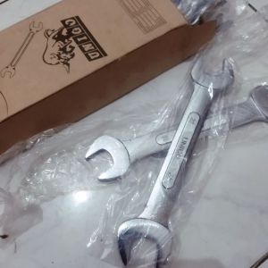 KUNCI PAS-PAS UKURAN 22"x 24" Unigo WRENCH