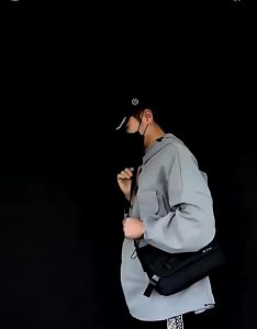 MR Men Messenger Sling Bag Large Capacity Waterproof Beg Shoulder Bag Crossbody Bag for Men Beg Silang Lelaki 男生单肩包