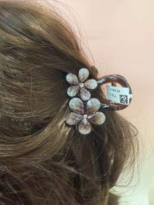 Ready stock Korea flower bling bling 8CM jaw clip