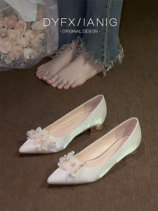 รองเท้าหมั้นส้นเตี้ยฝรั่งเศสเจ้าสาวแม่บ้านสบายดอกไม้ประดับสองทางสวมใส่ส้นหนารองเท้าส้นสูง < Ne1> รองเท้า