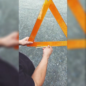 Deflector Early Warning Device DWT-107 – Reflective Triangle Set (1 Red + 1 Amber) with Case | Car Safety EWD