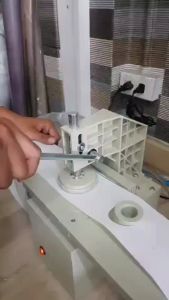 เครื่องเจาะรูม่านตาไก่แบบระบบไฟฟ้า สะดวก รวดเร็ว ใช้งานง่าย แข็งแรง ทนทาน (การจัดส่ง ฟรีออเดอร์ จัดส่งภายใน 7 วัน)