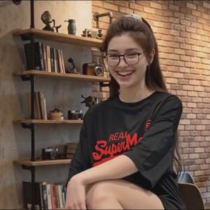 REAL SUPERMOM Cotton Graphic T-Shirt Gym Meme Funny Singapore Video Game Tee Anime Tshirt Outdoor Family Chinese New Year Top Facebook Instagram KOL CNY Lunar Father Day Mother Day