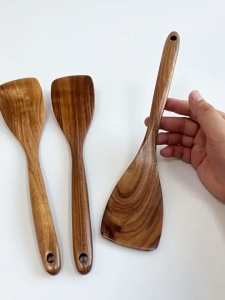 Turtle Wooden Kitchen Spatula Heat Resistant Integrated Molding Hanging Storage Kitchen Cookware