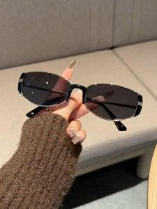 New Fashion Womens Polarized Sunglasses Retro Luxurious Metal Frame Glasses Small Frame UV Protection Eyewear