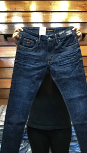 Celana Jeans Leicaso: Celana Jeans Panjang Laki-Laki Dewasa
