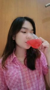 QUEENSI COLLAGEN DRINK 14 SACHET Mencerahkan & Menutrisi Kulit Sehat