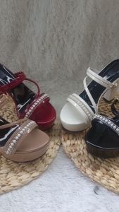 Sandal Hils Tinggi 10cm Aks-00-6: Desain Elegan & Nyaman