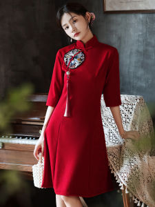 Red Embroidered Short Qipao Dress Seven Sleeve Celebration Wine Serving Costume Waist Cinched New Spring 2025 Fashionable Version