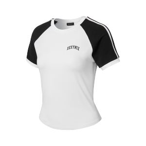 Contrast Logo Printed T-Shirt Slim Fit
