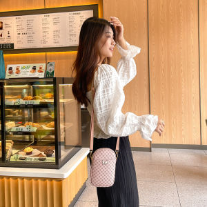 CN กระเป๋าสำหรับผู้หญิงใหม่ผีเสื้อตกแต่งแหวนแบบสองชั้นแนวตั้งกระเป๋ามือถือถุงเล็กๆสบายๆกระเป๋ามือถือของขวัญวันเกิด