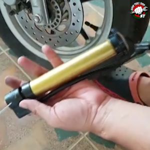 NARITA ที่สูบลมมินิญี่ปุ่น (คละสี) ที่สูบลมจักรยาน มอเตอร์ไซค์ ห่วงยาง ขนาดเล็กพกพาสะดวก