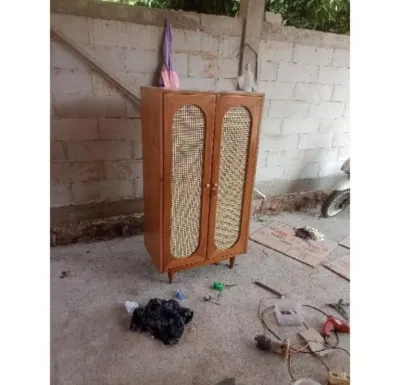 Rak Sepatu Pintu 2 Kayu Jati Kombinasi Rotan Minimalis
