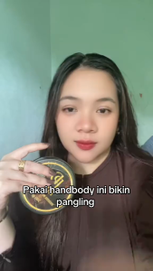 RD Super Pemutih Kulit Premium - Losion Pencerah & Pelembab dengan Vitamin C & E