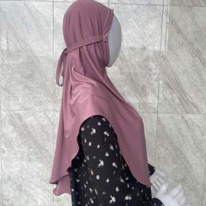 Hijab Bergo Tali | Kerudung by riZAru
