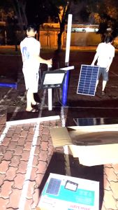 Đèn-Pha-năng-Lượng-Mặt-Trời-jidian-1000W Đèn-jd-81000L-1000w đèn-pha-mặt-trời-1000w. Đèn Pha Năng Lượng Mặt Trời 1000W Đèn Pha Sử Dụng Ánh Sáng Trắng - Lazada