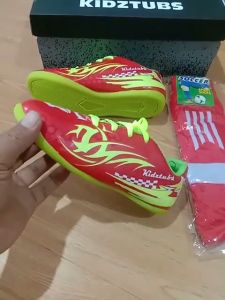 Paket Komplit Sepatu Futsal Anak Usia 6-10 Tahun