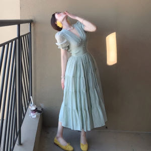 CHANGTONG | French Style Elegant V-Neck Puff Sleeve Waist Accentuating Slim Dress