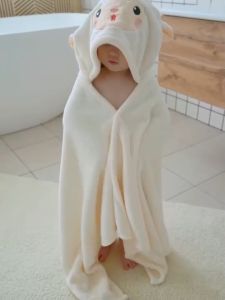 ผ้าคลุมขนแกะ มีหมวก ลายสัตว์น่ารักมาก ผ้าห่อตัวเด็กผ้าห่อตัวทารก เด็กโต เนื้อผ้านิ่มมากดูดซับน้ำได้ดี มี2ขนาด