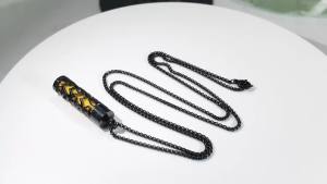 Black Vine Pattern Cylindrical Stainless Steel Aromatherapy Necklace Diffuser Pendant Spiral Open Essential Oil Perfume Lockets