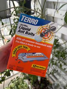 Bẫy Diệt Kiến TERRO Mỹ T300 - Hộp 12 bẫy