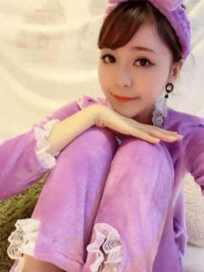 ชุดผีเสื้อชุดนอนแบบใหม่สำหรับผู้หญิงชุดใส่ในบ้านผ้าสักหลาดแขนยาวผ้าคอรัลฟลีซเพิ่มความหนาสวยหวานน่ารักสดใสน่ารักสำหรับฤดูใบไม้ร่วงและฤดูหนาว