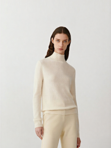 ICICLE | Winter Cashmere Turtleneck Sweater