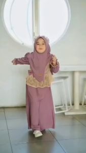 Gamis Anak Amiza 5-8 Tahun & Free Hijab Syakila