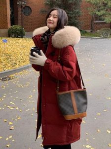 แจ็คเก็ตผ้าฝ้ายขนเป็ดหนาขนาดใหญ่ ฤดูหนาวปี 2025 ทรงหลวม เสื้อคลุมผู้หญิง ทรงปกติ แขนยาว ปกขนสัตว์ ปกคอกลม สีพื้น