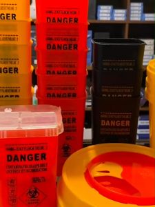 ถังทิ้งขยะอันตราย Dangerous waste bin