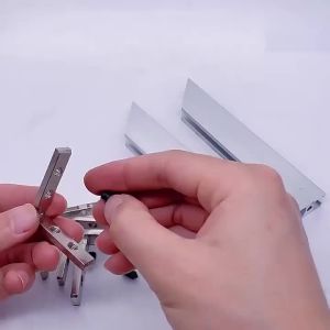 Giá Đỡ Góc Bằng Nhôm Đa Năng 3030 4040 Phụ Kiện Kết Nối Góc Phần Cứng Cố Định Rãnh Cho Tấm Panel Và Khung Cửa Phụ Kiện Gia Công Kim Loại
