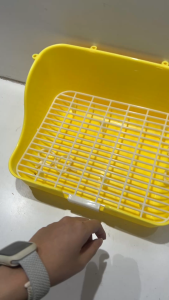 Rabbit Toilet Litter Box with High Wall Anti-Splash Pet Potty Tray for Bunny Guinea Pig Small Pets Tandas Arnab